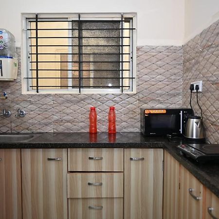 Staeg Heart Of City 2Bhk - 201 Indore Exterior foto